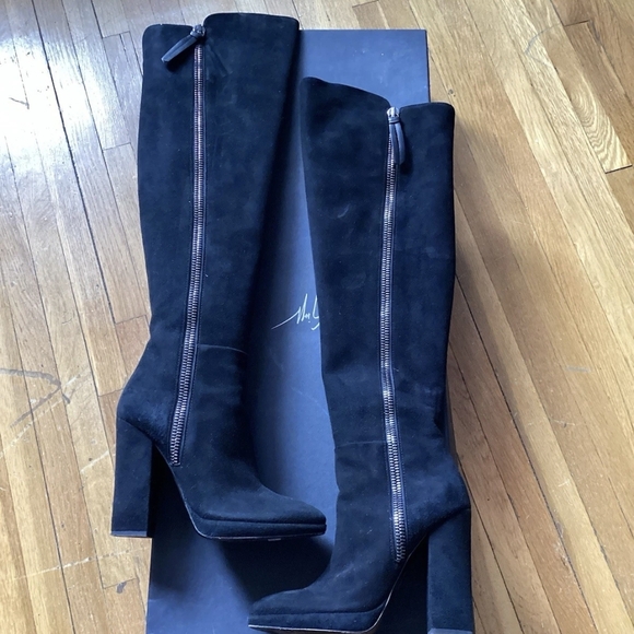 Giuseppe Zanotti Shoes - Guiseppe Zanotti Ladies Size 5.5/36 Solid Black Suede Knee High Boots,w/ Box